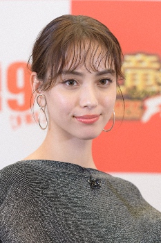 滝沢カレン　心に刺さった歌詞、自身を支えた楽曲明かす「悩みさえ愛せた」