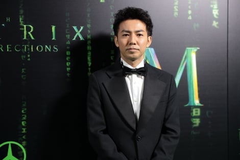 ピース綾部祐二、キアヌらと『マトリックス』新作の米プレミアに参加