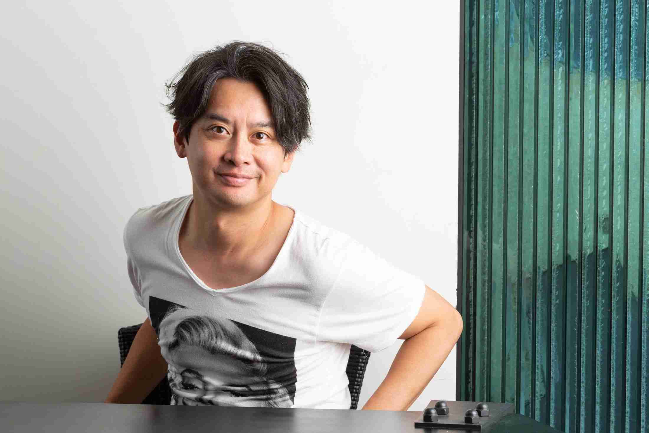 「芸能界を辞めようと思っていました」人気絶頂でレギュラー降板…加藤晴彦が初めて明かす“20年前の真相”（文春オンライン） - Yahoo!ニュース
