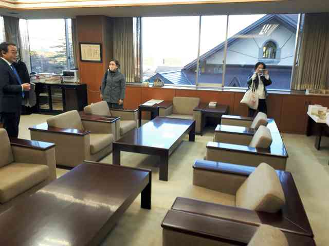 性被害訴えた草津町議が失職　住民投票、賛成が上回る