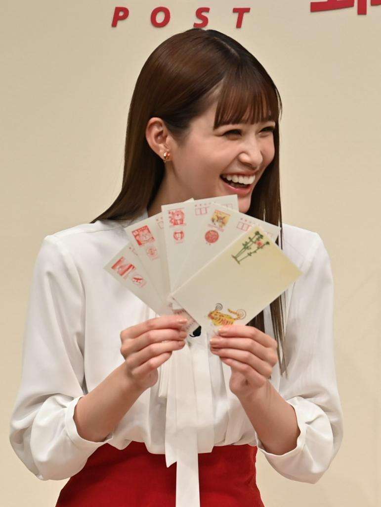 上品で礼儀正しい異色ギャルタレント「めるる」　「みちょぱ」と「ニコル」との相違点(1/2)〈dot.〉 | AERA dot. (アエラドット) 