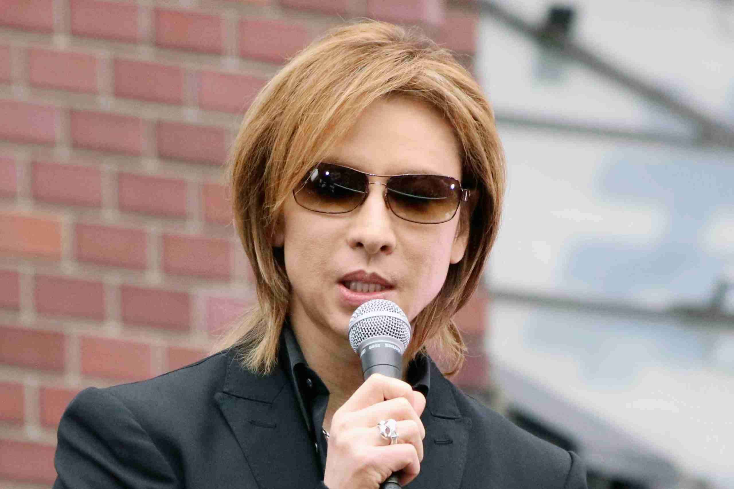 YOSHIKI、腹痛悪化で病院に救急搬送　「CTスキャンをしたけど…」