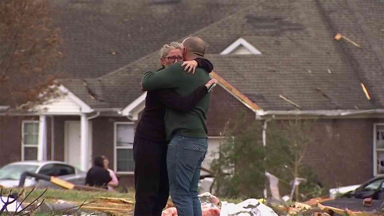 5カ月の赤ちゃんも犠牲…竜巻死者88人 行方不明100人超 アメリカ南部（フジテレビ系（FNN）） - Yahoo!ニュース