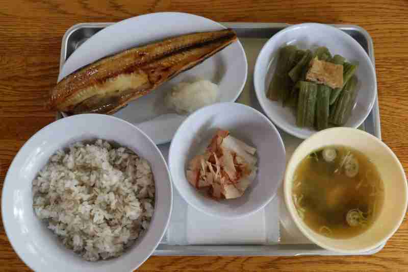 紅白や年越しそば、年賀状は？「刑務所」の年末年始とは　“塀の中”の実態