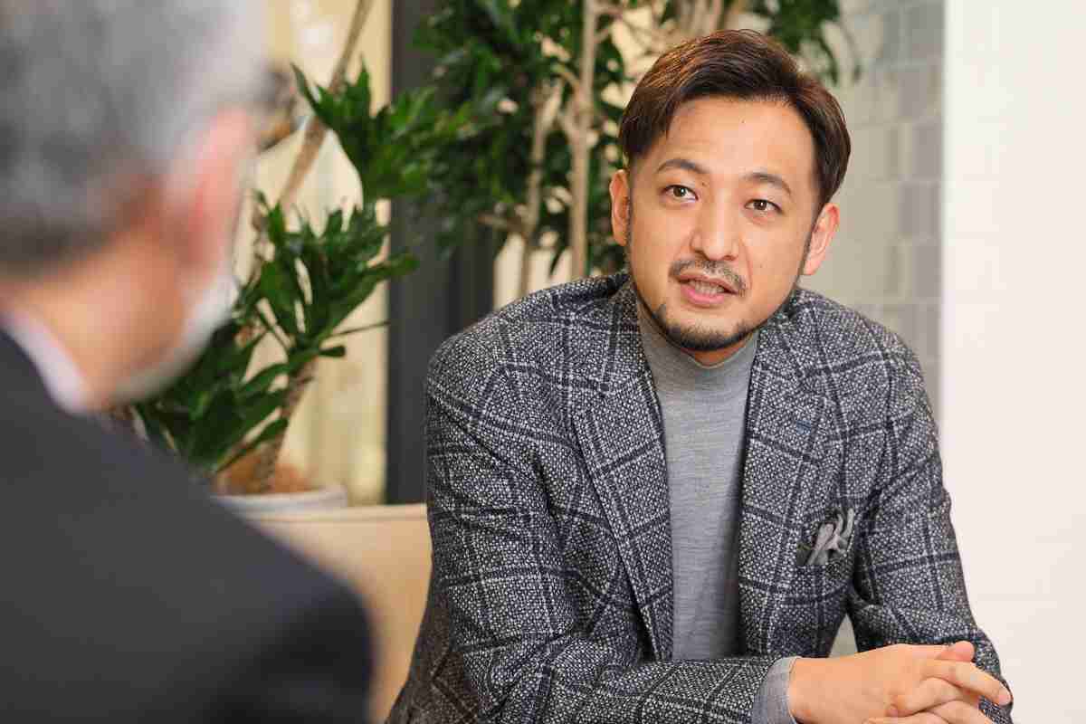 「男には男のメイクがある」　マンダム社長が語る若者の美意識と時代背景｜NEWSポストセブン