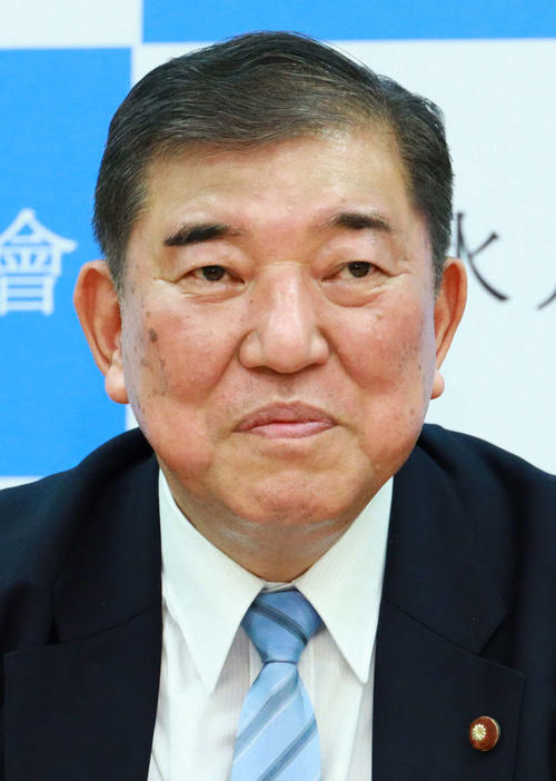 石破茂氏、生放送でフワちゃんに突っ込まれる「イシバ、話が長いよ」