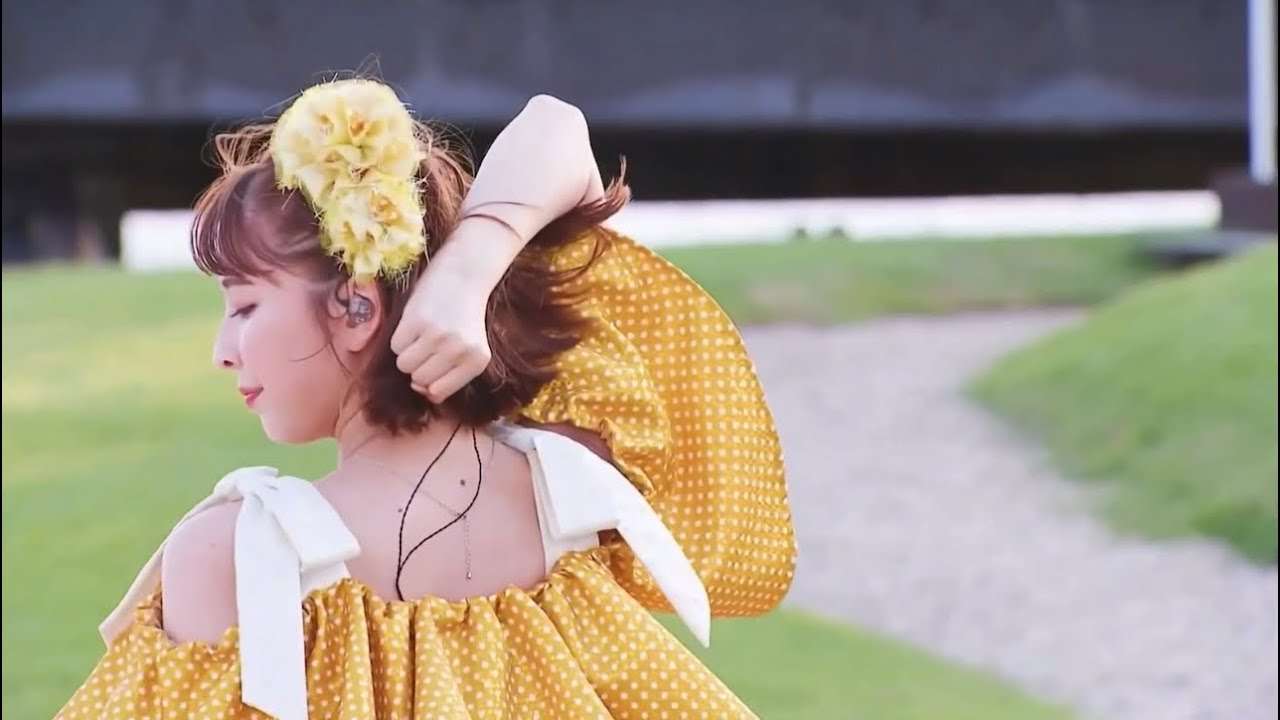 【LIVE】ももいろクローバーZ / 仮想ディストピア - YouTube