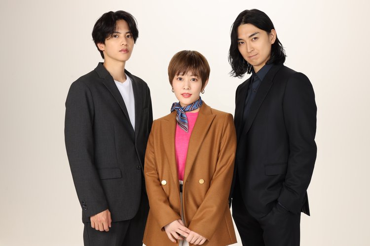 高畑充希“社長”を松田翔太&志尊淳が挟む 『ムチャブリ！』3ショット公開 新レギュラーキャストに荒川良々、笠松将らも決定