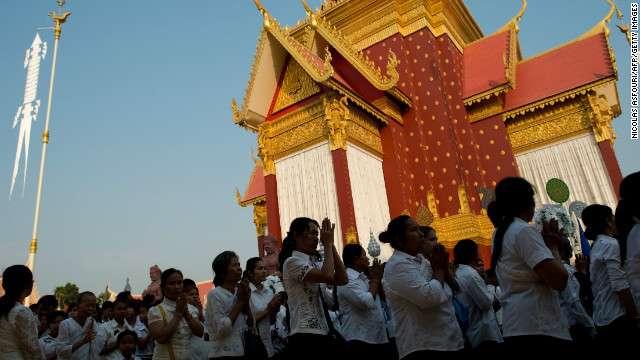 Tears, prayers as late Cambodian king cremated - CNN