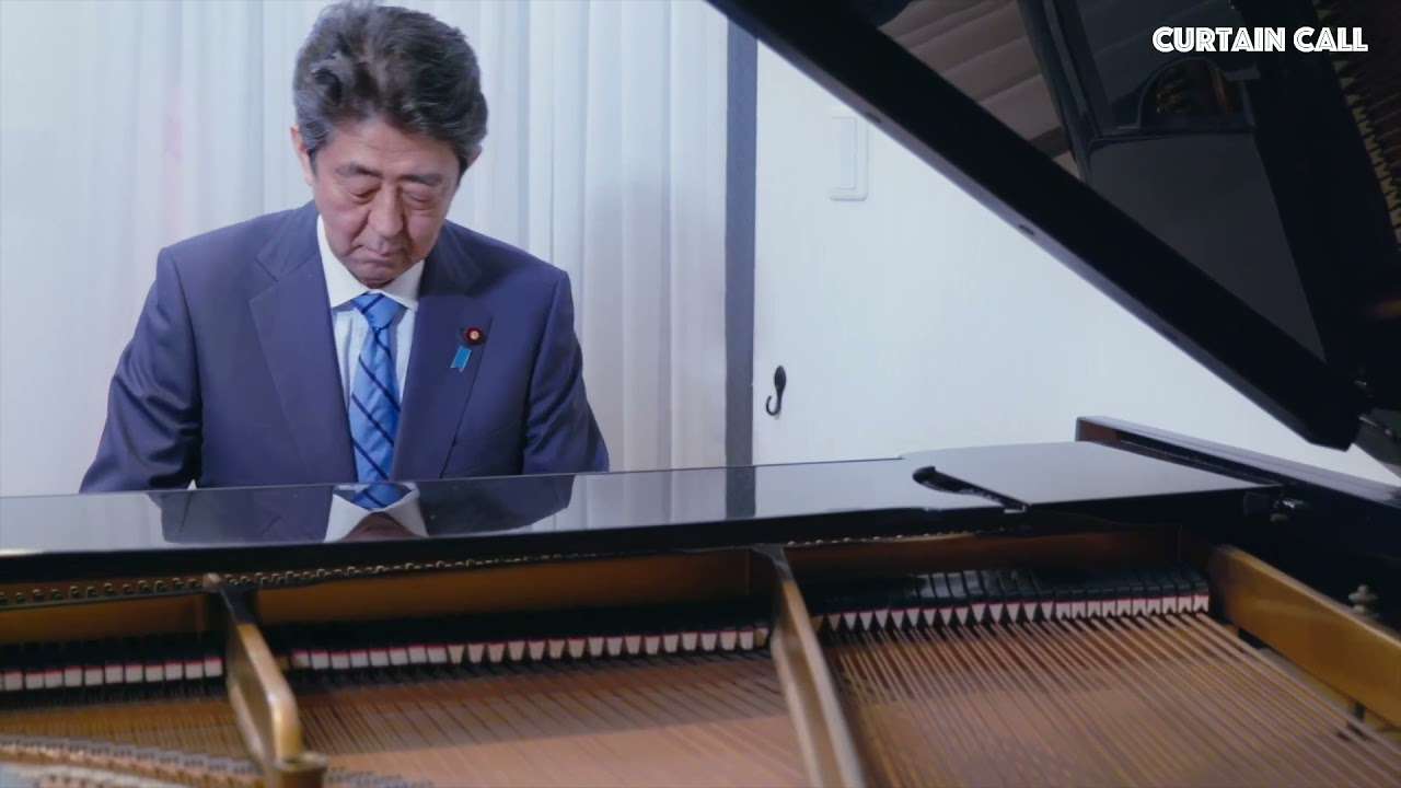 安倍晋三氏、60年ぶり「ピアノ演奏」披露　「こんな素敵な一芸お持ちだとは」3万いいねの反響