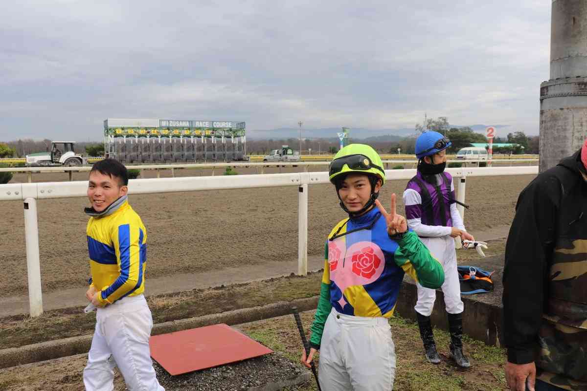 平手友梨奈「騎手」ドラマで地方競馬盛り上がる 水沢では関連展示や冠レースも