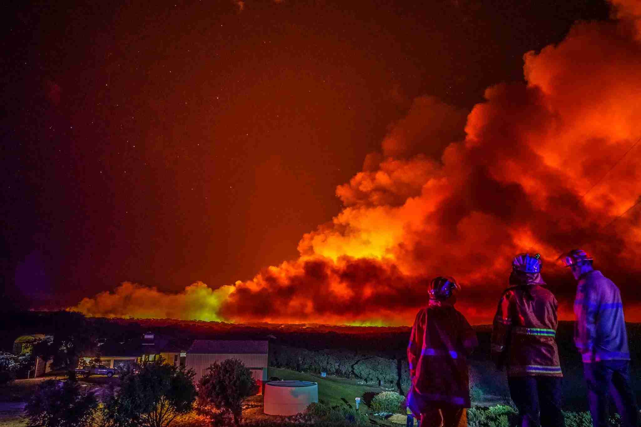 オーストラリアに二つの災害 西で山火事、東で洪水（ＡＦＰ＝時事） - Yahoo!ニュース