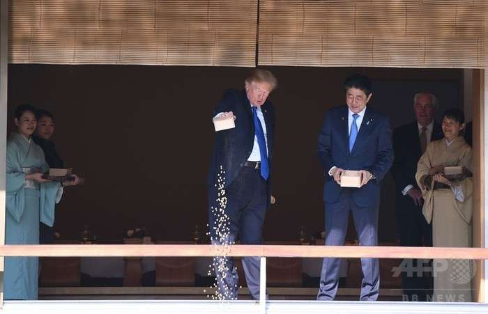 日本を満喫してる海外セレブの画像