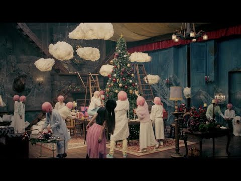 安室奈美恵 / 「Christmas Wish」Music Video (from AL「Finally」) - YouTube