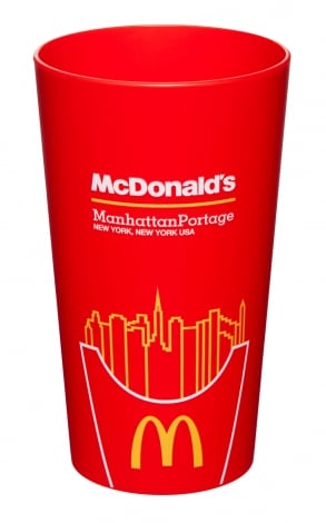 【福袋2022】マクドナルドは「マンハッタンポーテージ」とコラボ 美しく光るポテトライトに保温・冷リュックなどSPグッズ
