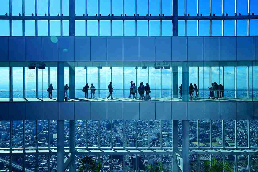 １００万円の豪華すぎる福袋･･･「貸し切り」付きの中身とは » Lmaga.jp