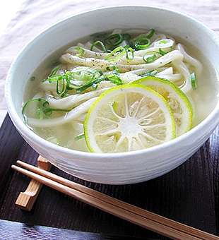 日本人に多い「腸を汚すうどん」の食べ方、残念4NG