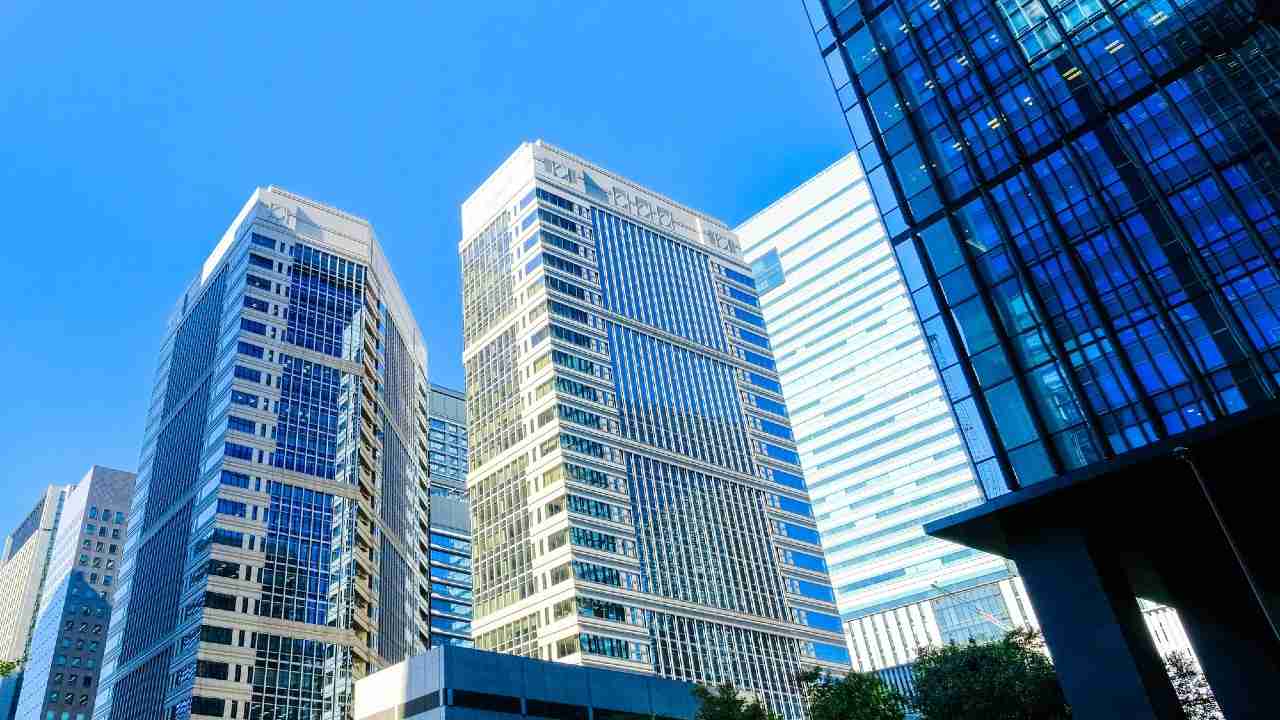 俗に大手、大企業と呼ばれる会社の正社員経験ある人のお話を聞きたい
