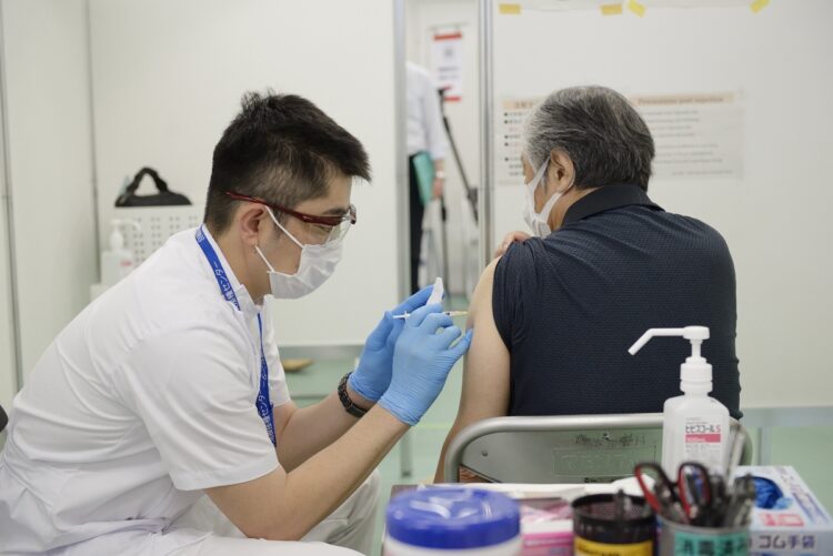 年齢・性別・服用薬ほか、データで読み解くワクチン接種後の死亡事例（NEWSポストセブン） - Yahoo!ニュース