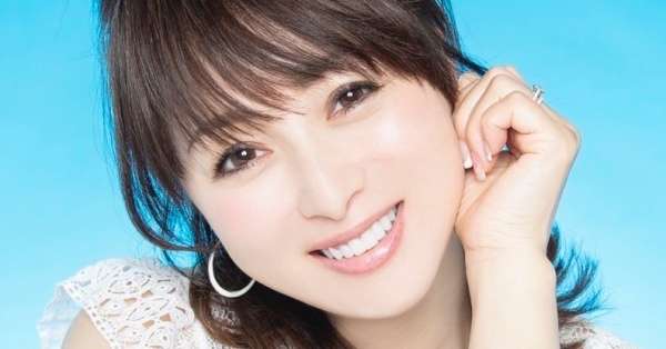 渡辺美奈代　新聞受け覗くとファンと目が…命の危険感じたおニャン子時代 | 女性自身