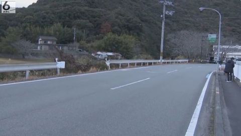 「不注意でセンターラインはみ出した」車２台が正面衝突　６歳娘が重体、母親と祖父が重傷（ABCニュース） - Yahoo!ニュース