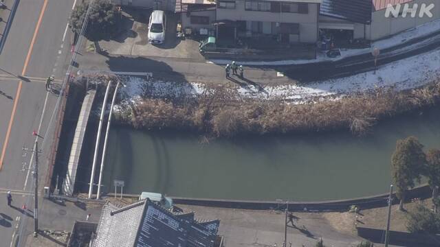 雪でスリップか…車が川に転落 取り残された女性1人を捜索 千葉・香取市