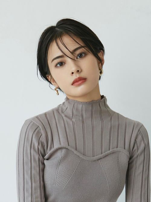 安斉星来、高校生ながら大人びた美貌注目　22年は「毎日違う自分に」