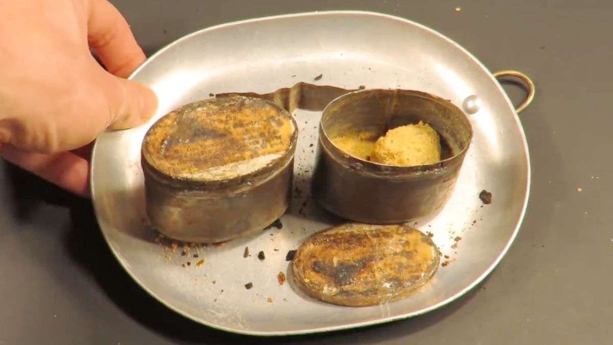 100年以上前のレーションを開封して食べてみたムービーが公開中、気になるその味とは？ - GIGAZINE