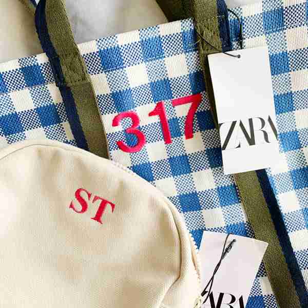 ZARAでイニシャル刺繍できるなんて知らなかった！ベーシックアイテムも自分だけのオリジナル仕様に