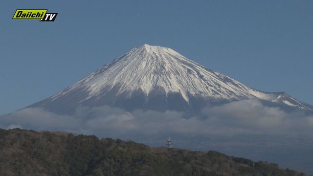 富士山で男性が滑落か　心肺停止状態で発見　静岡県警