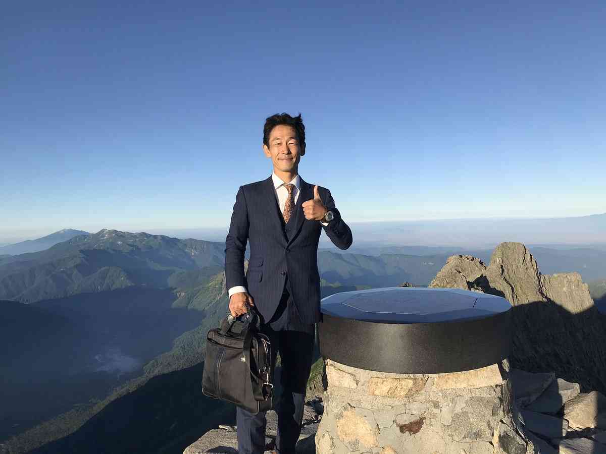 富士山で男性が滑落か　心肺停止状態で発見　静岡県警