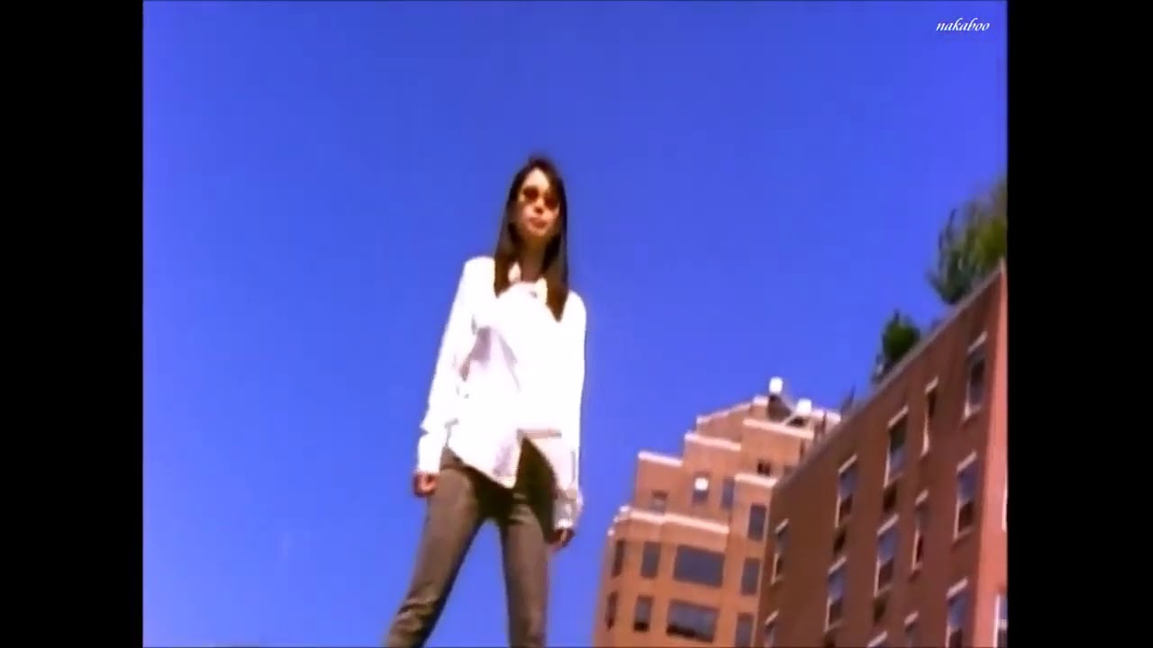 ZARD - 汗の中でCry (Izumi?) - YouTube