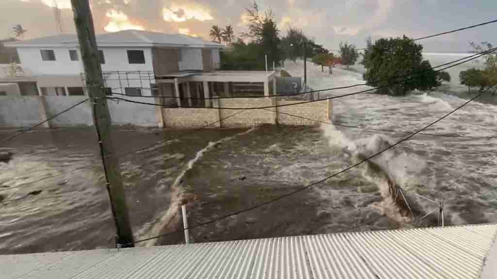 Tsunami warning for Tonga