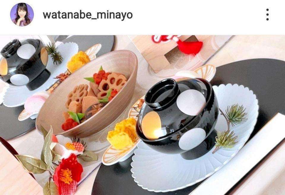 渡辺美奈代が手作りの豪華お節を披露 黒豆は金箔添え「とてもオシャレ」「綺麗です」