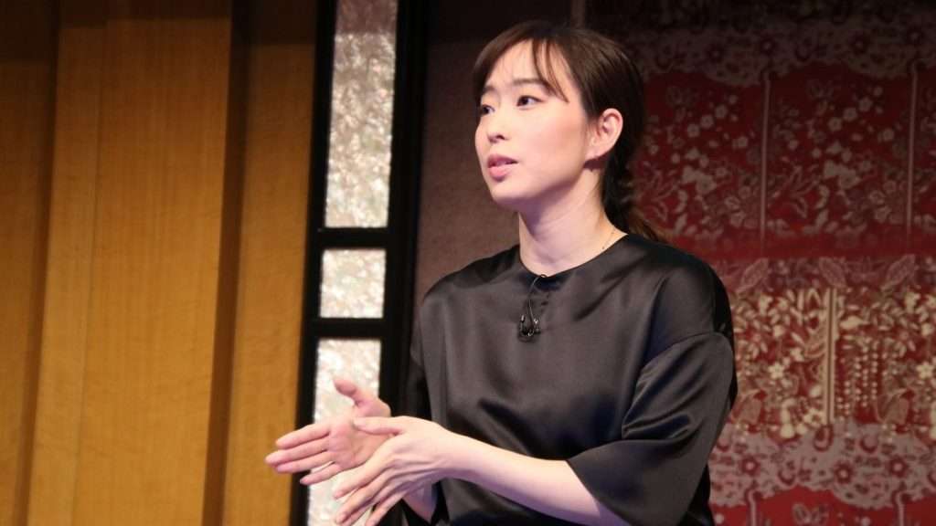 「いつみても素敵過ぎ」「大人っぽかった」紅白審査員を務めた石川佳純のワンピ衣装が話題に | 卓球メディア｜Rallys（ラリーズ）