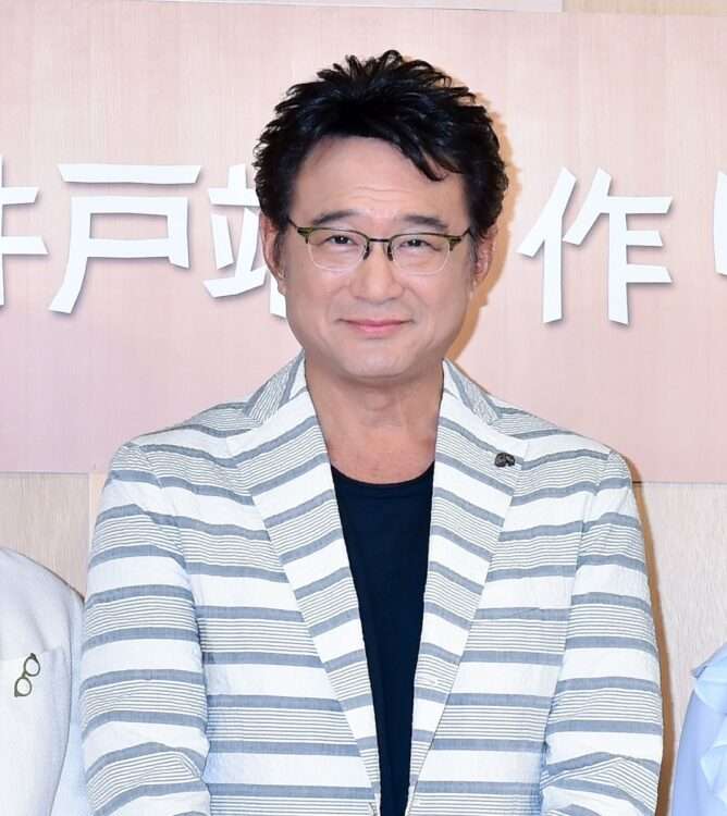 泥沼離婚劇から5年、船越英一郎が22才年下女優・松下萌子と交際　クリスマス、正月をともに過ごす