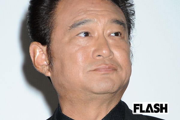 船越英一郎 最愛の相手はワンコ、食事管理で体型維持…22歳下新恋人を引きつけた“61歳の充実お一人さま生活” | Smart FLASH/スマフラ[光文社週刊誌]