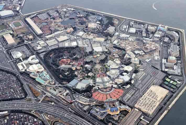 ディズニーランドとディズニーシー、入園２万人以下に制限…「まん延防止」適用で : 経済 : ニュース : 読売新聞オンライン