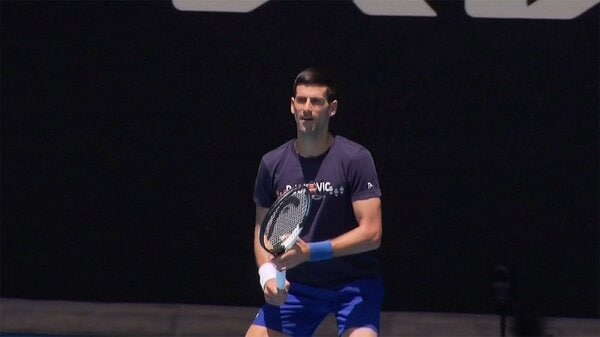 ジョコビッチ選手を拘束　オーストラリア政府 強制送還も
