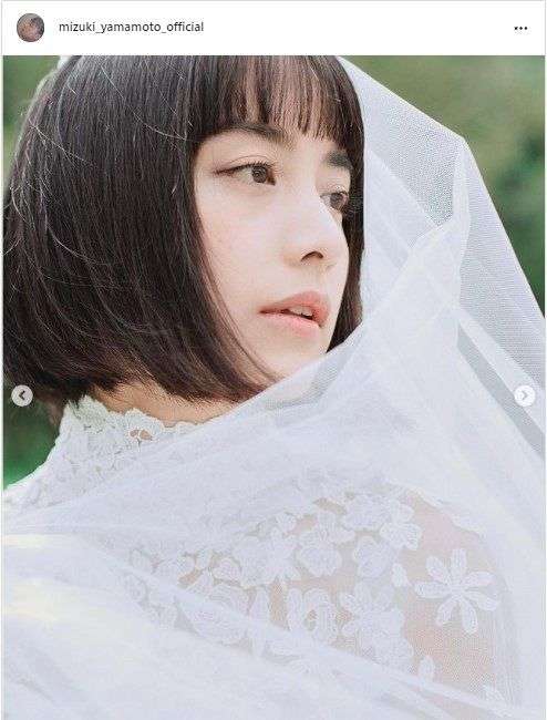 山本美月「猫アレルギーなのに」メガネ姿で猫とツーショット、「対策万全で」に気遣う声と「可愛い」反響