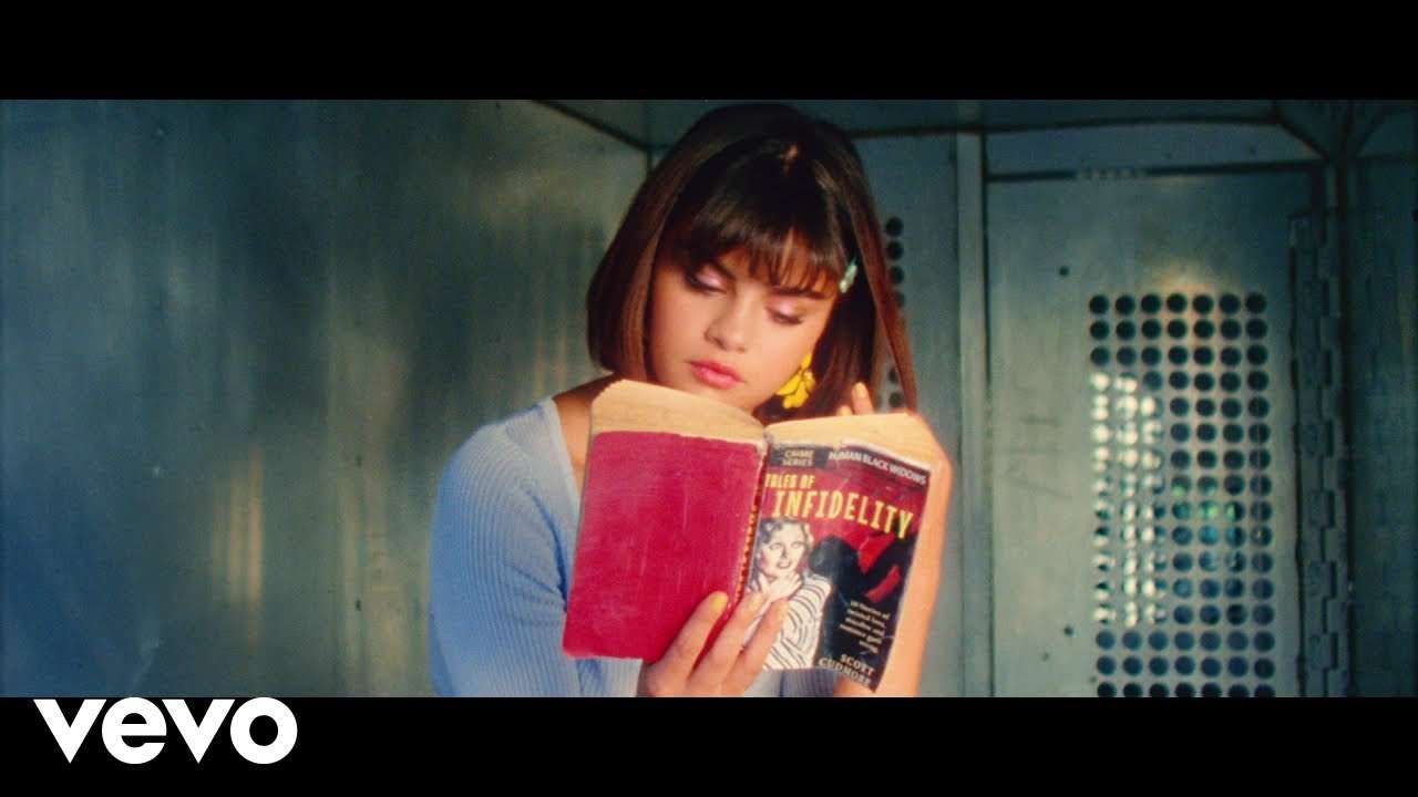Selena Gomez - Back To You - YouTube