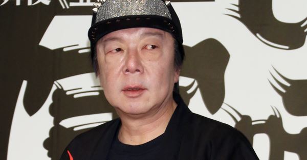 古田新太　主演舞台一部中止後も聞き流す「飲み歩き禁止令」 | 女性自身