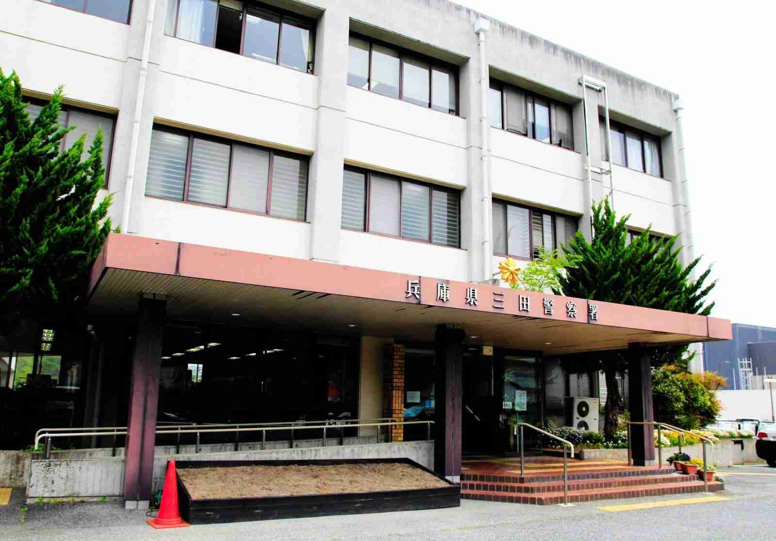 「患者にむしゃくしゃした」　帰宅途中コンビニでビール飲み車運転　容疑で介護職員逮捕（神戸新聞NEXT） - Yahoo!ニュース