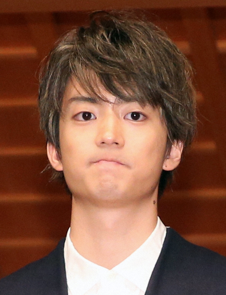 伊藤健太郎　「少し髭が伸びました」オフ感満載の自撮りショットに「ワイルドで素敵」「ダンディ」の声― スポニチ Sponichi Annex 芸能