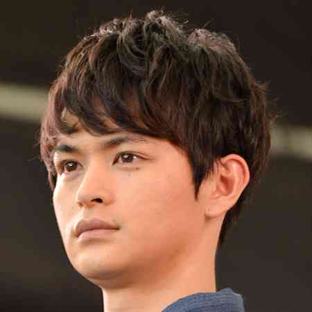 瀬戸康史、妹・瀬戸さおりとの初共演がまさかの恋人役で「これは悪趣味」の声 – アサジョ
