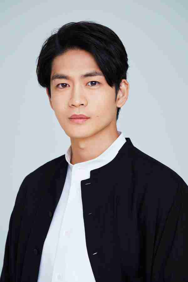 松下洸平、CUT3月号の表紙に決定!! その「抜け出せない魅力」の真髄に迫ります。同特集には林遣都、高杉真宙らも登場！ (2022/01/19) CUT 編集部日記 ｜音楽情報サイトrockinon.com(ロッキング・オン ドットコム)