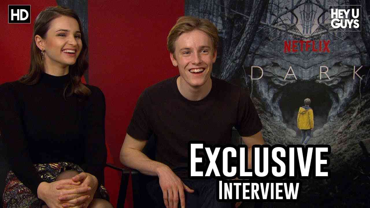 Louis Hofmann & Lisa Vicari | Netflix Dark Season 1 Exclusive Interview - YouTube
