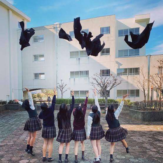 社会人の方、学生時代に戻りたいですか? ガールズちゃんねる Girls Channel 社会人の方、学生時代に戻りたいですか? ガールズちゃんねる Girls Channel