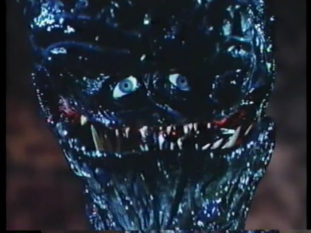 逮捕された高校生の兄、幻覚や幻聴を訴え 不安定な供述 3歳女児の転落死 殺人容疑で送検