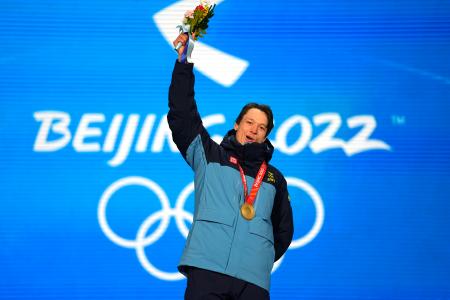 帰国したメダリストがＩＯＣ非難 中国の五輪開催「極めて無責任」｜全国のニュース｜京都新聞